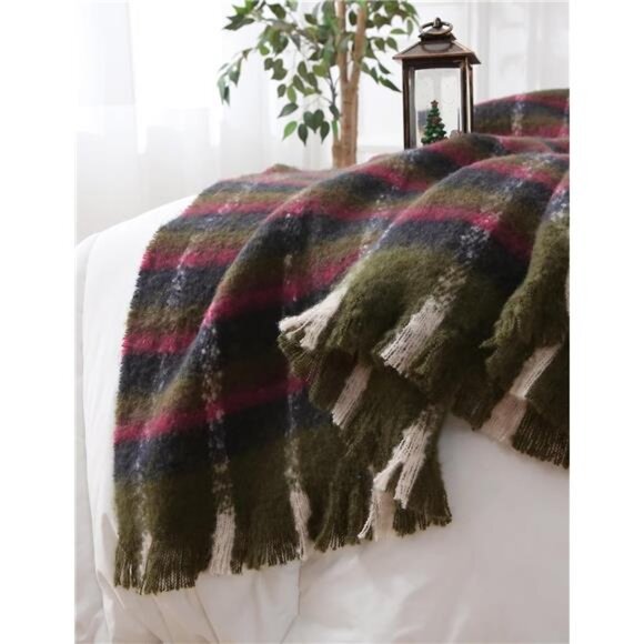 Christmas Plaid Throw Blanket 50x60 Inch Cozy Tassel Decorative Sofa Bed Couch - Picture 3 of 8
